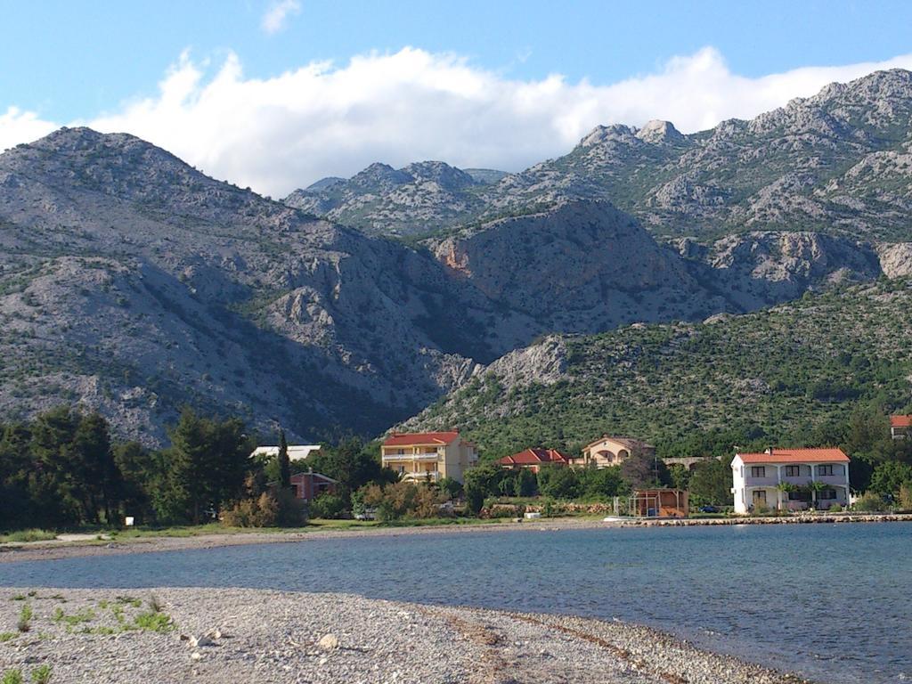 Apartments Zdenka Starigrad Paklenica Exterior foto